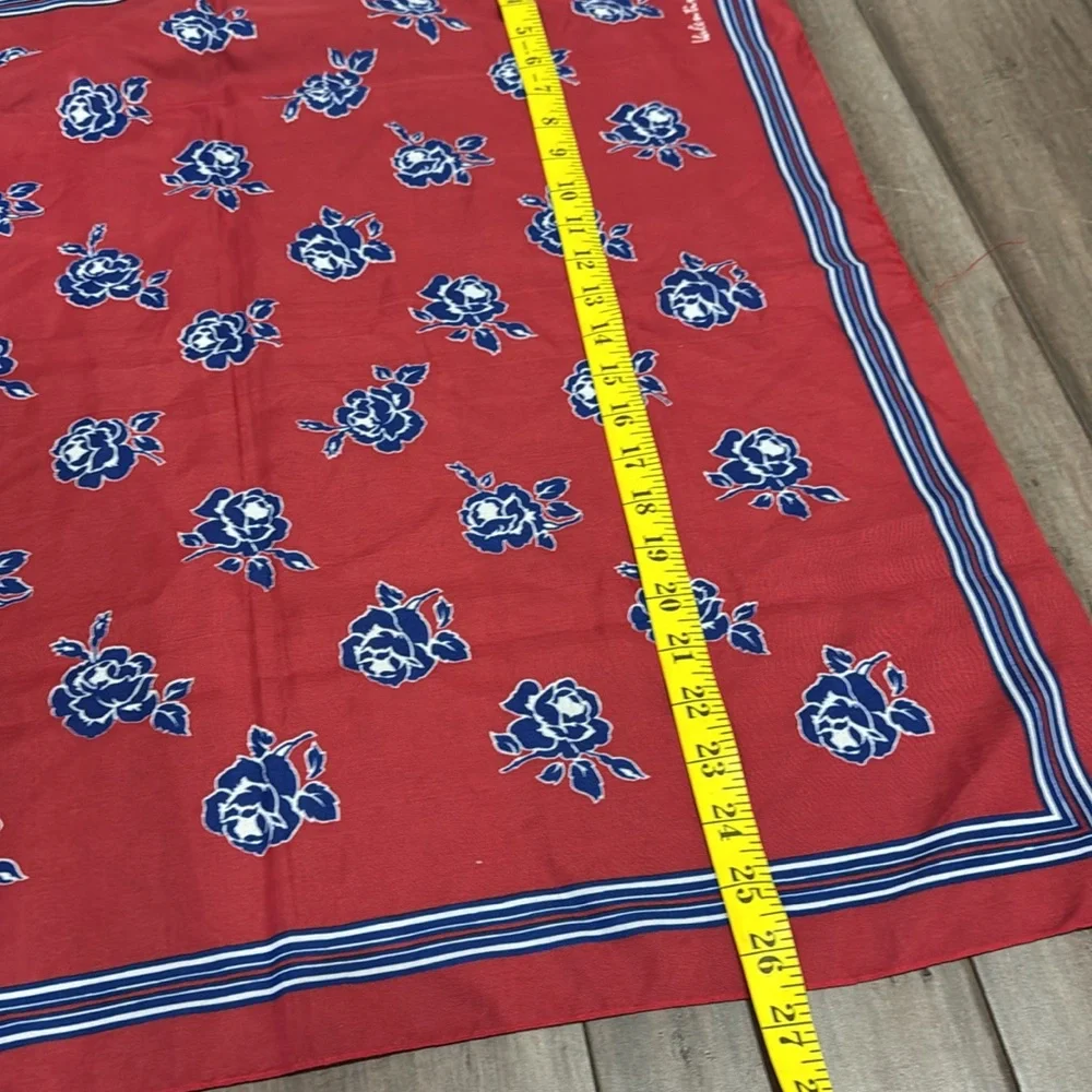Valentino Fiore Red‎ Floral Scarf red with blue roses